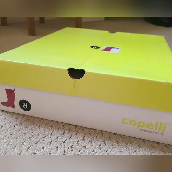 NWT purple/red Rainboots - Picture 4 of 4